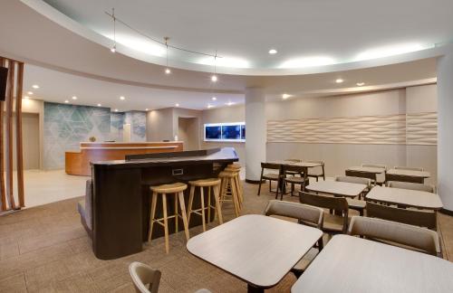 Фотография гостиницы SpringHill Suites Hartford Airport/Windsor Locks