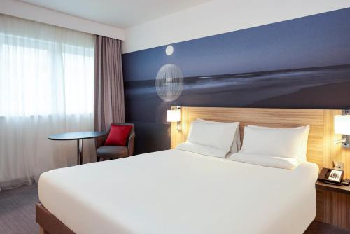 Фотография гостиницы Novotel London Stansted Airport