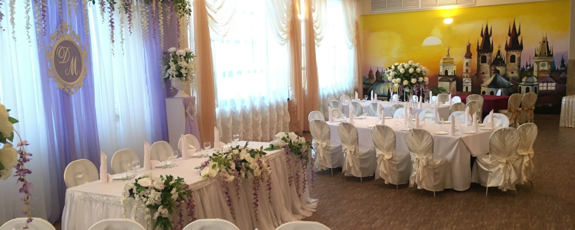 Фотографии банкетного зала Арт-кафе Чехов