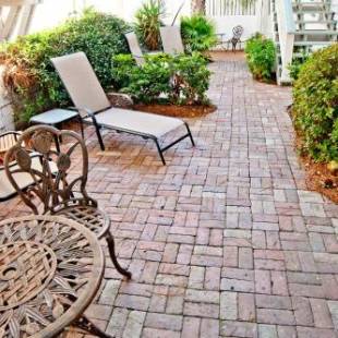 Фотографии гостиницы
DeSoto Beach Gardens