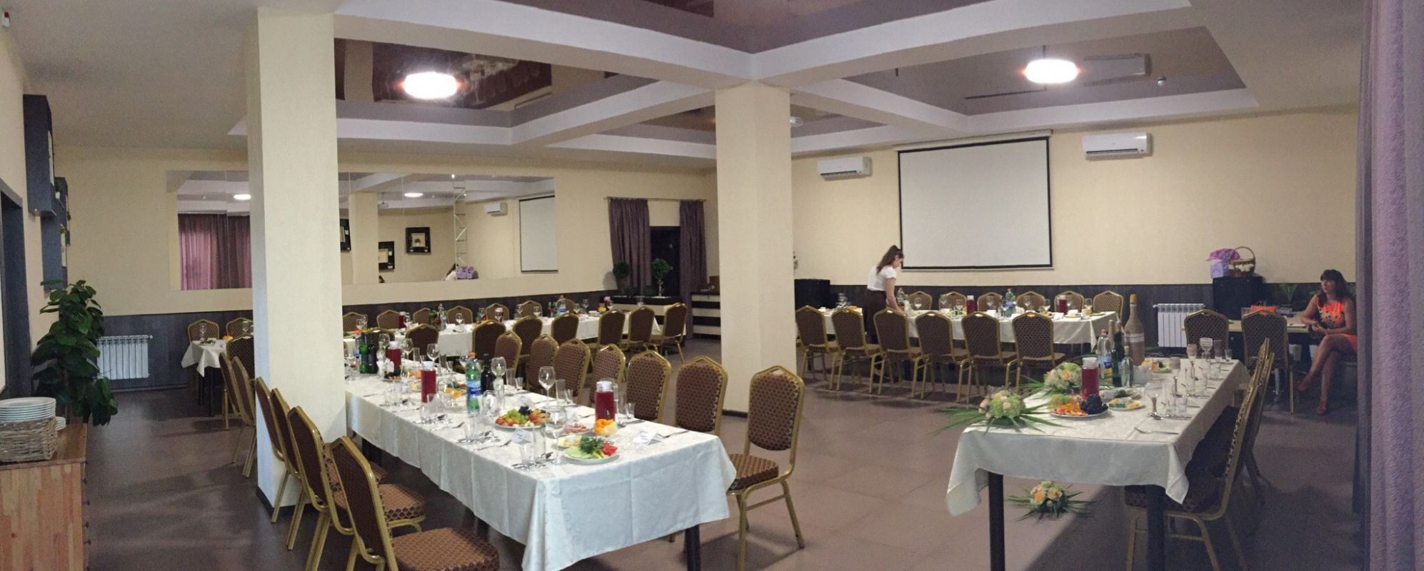 Фотографии банкетного зала АтмосферА