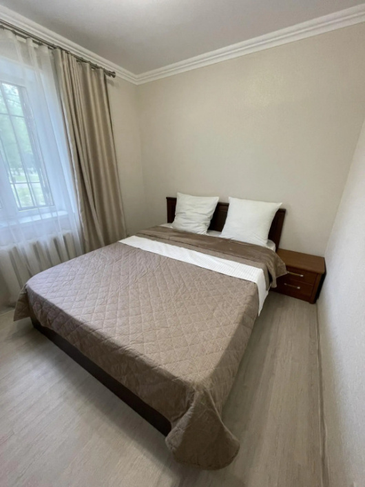 Фотографии квартиры 
            Апартаменты на улице Тхапсаева 2