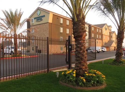 Фотография гостиницы WoodSpring Suites Bakersfield