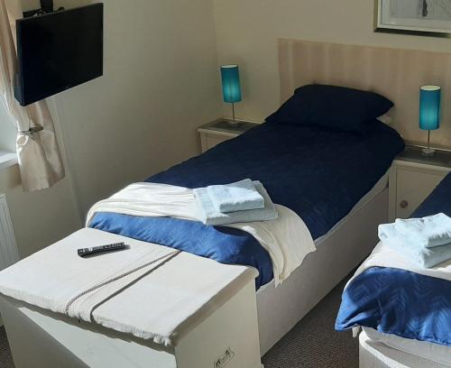 Фотография гостевого дома Grimsby-Cleethorpes Sleeps 7