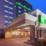Фотография гостиницы Holiday Inn Express Richmond - Midtown, an IHG Hotel