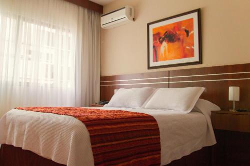 Фотография гостиницы Hotel America