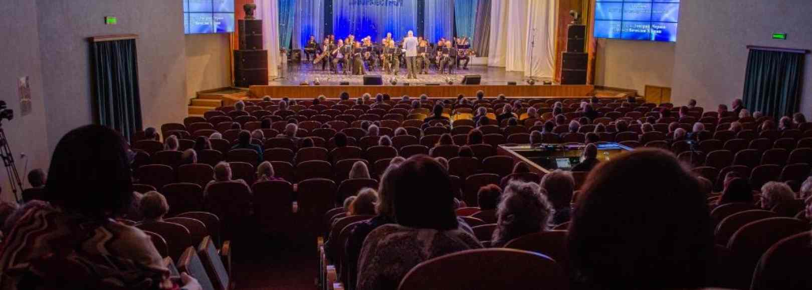 Фотография концертного зала Большой концертный зал ДК Знамя труда