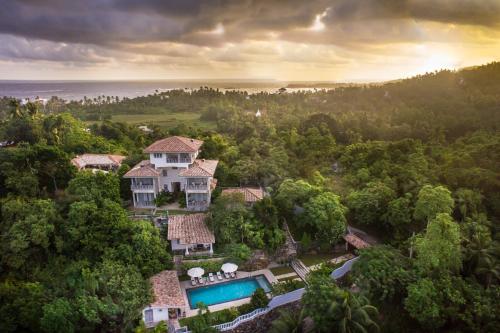 Фотография гостиницы The Horizon Hill Top Villa