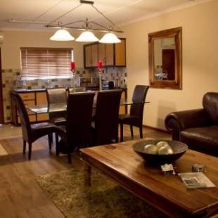 Фотографии гостевого дома
Bakgat Blyplek