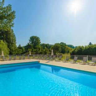 Фотографии базы отдыха
Lagrange Vacances Les Bastides de Lascaux