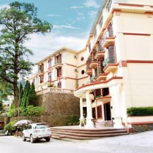 Фотографии гостиницы 
            Khách Sạn Cây Thông