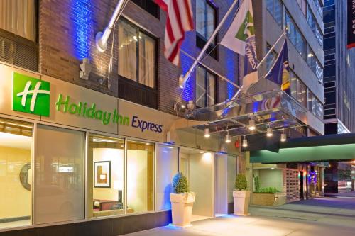 Фотография гостиницы Holiday Inn Express - Wall Street, an IHG Hotel