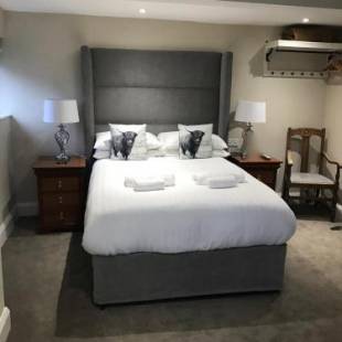 Фотографии мини отеля
The Bulls Head