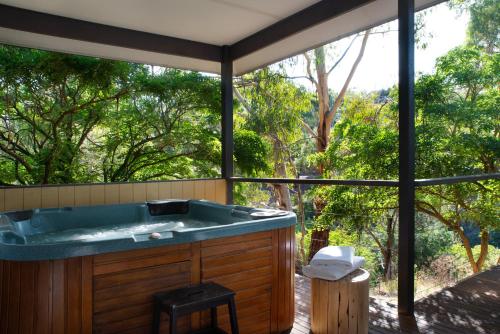 Фотография гостевого дома Swiss Mt Villa 2