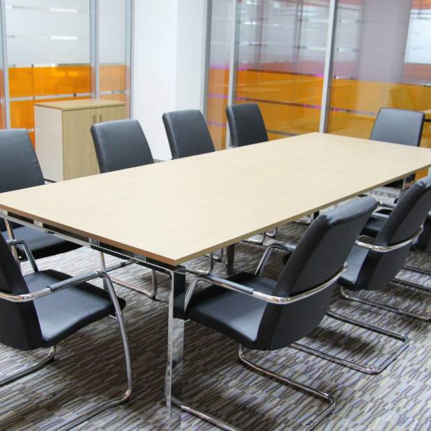 Фотография комнаты для переговоров