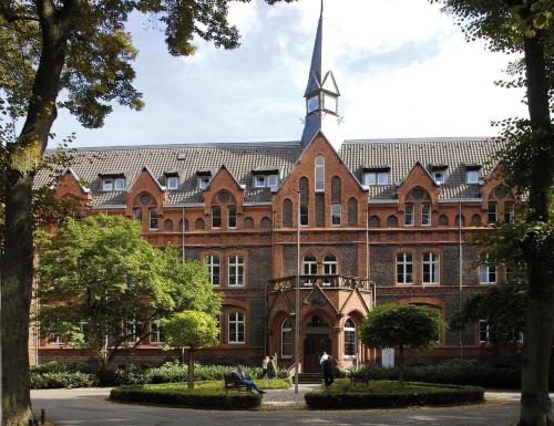 Фотография гостиницы Hotel Mutterhaus Düsseldorf