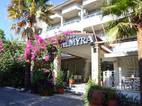 Фотография гостиницы Myra Hotel