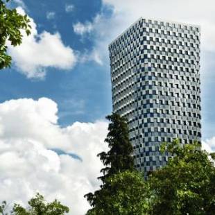 Фотография гостиницы Maritim Hotel Plaza Tirana