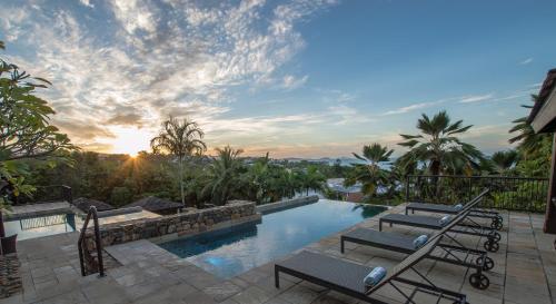 Фотография гостиницы at Water's Edge Resort