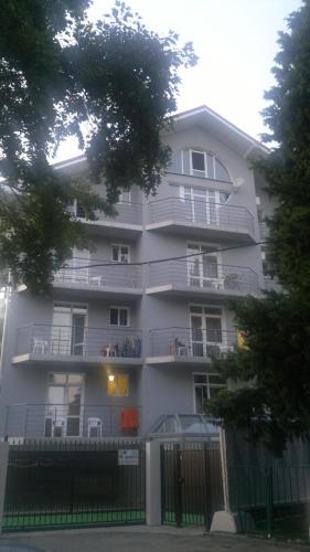 Фотографии гостевого дома
Кипарисовая Аллея