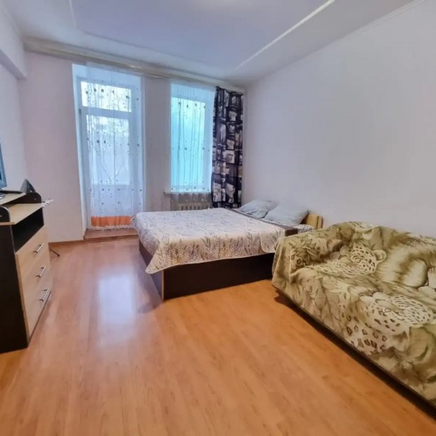 Фотографии квартиры 
            Апартаменты на Комсомольском проспекте 80