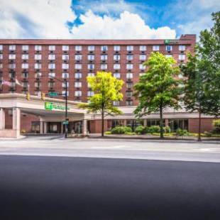 Фотографии гостиницы 
            Holiday Inn Arlington at Ballston, an IHG Hotel