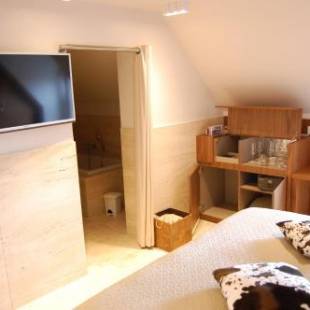 Фотографии мини отеля
B&B Cottage Santfort