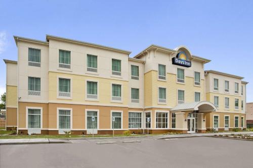 Фотография гостиницы Days Inn by Wyndham Victoria