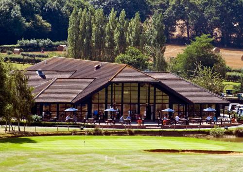 Фотография гостиницы Weald of Kent Golf Course and Hotel