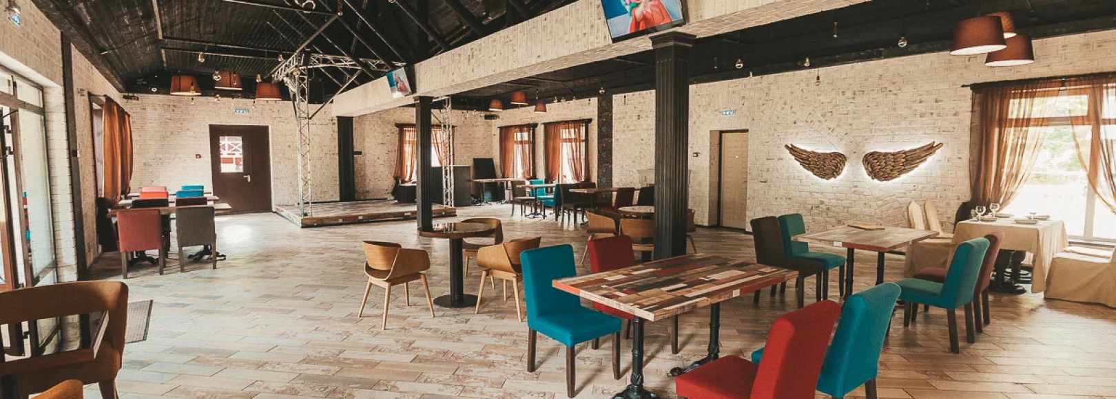 Фотография банкетного зала Жёлудь