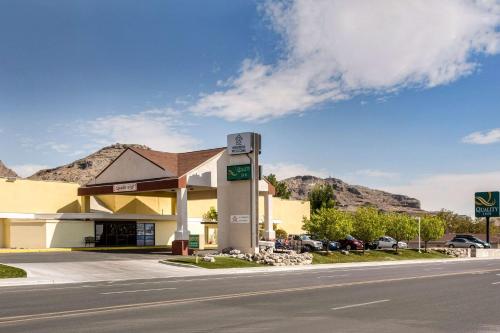 Фотография гостиницы Quality Inn Stateline