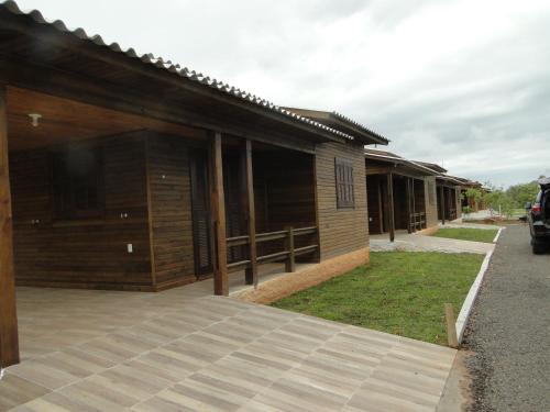 Фотография гостевого дома CHALÉS DO VÔ LÉRIO/TORRES-RS