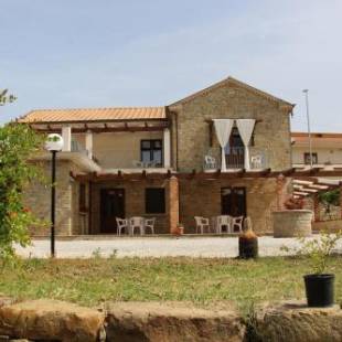 Фотографии мини отеля
Il melograno