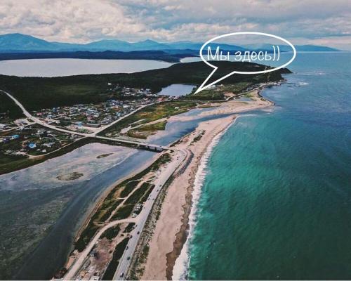 Фотографии гостевого дома
Домики У озера в Охотском