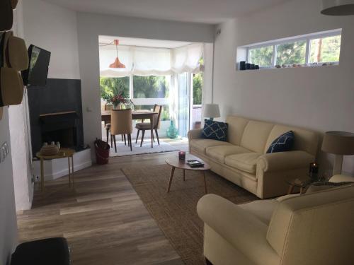 Фотография гостевого дома Maison Bleu