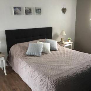 Фотографии мини отеля
Les Charmilles