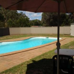 Фотографии мотеля
Wagon Wheel Motel & Units