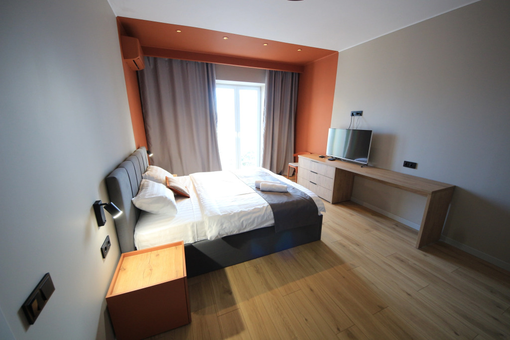 Фотография квартиры Квартира NiceAparts Центр King‑Size Стильный Ремонт и Панорамный Вид Собор