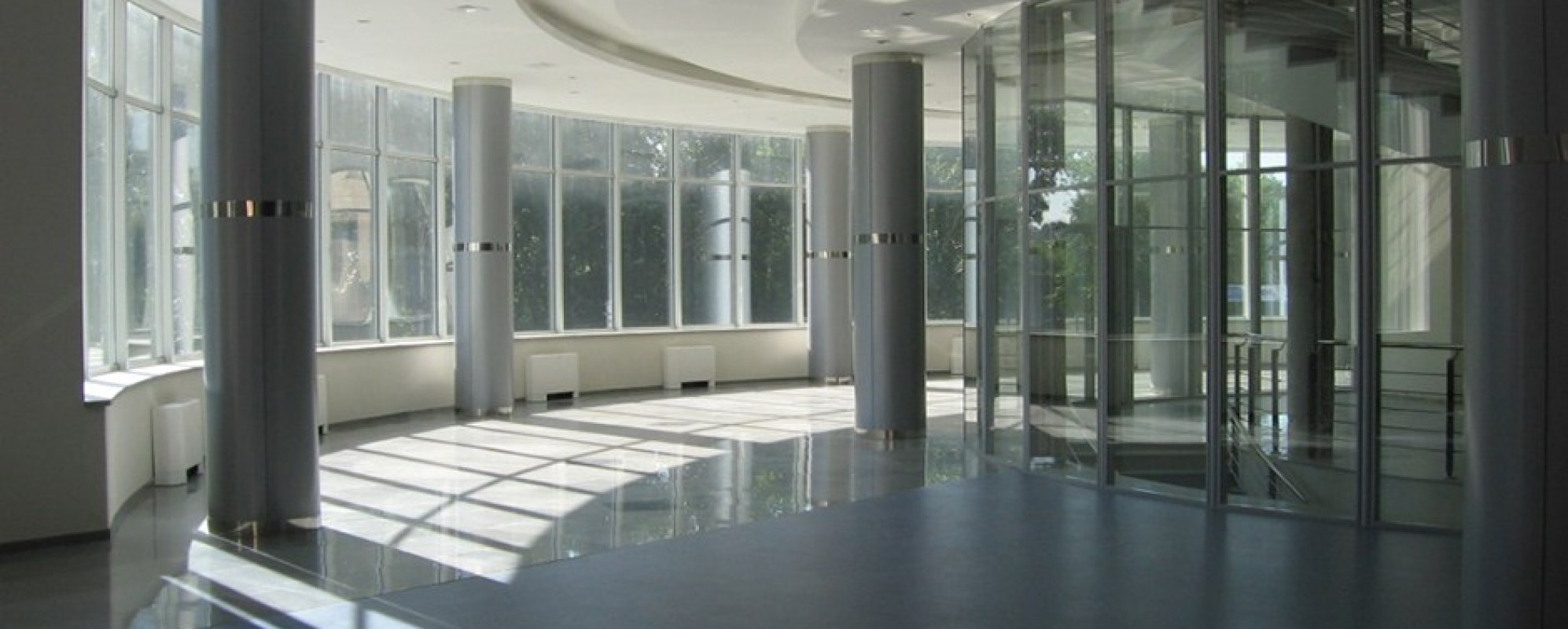 Фотографии конференц-зала ДВЦ Выставочный зал