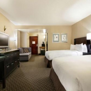 Фотография гостиницы Radisson Hotel JFK Airport