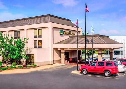 Фотография гостиницы Quality Inn Florissant-St Louis