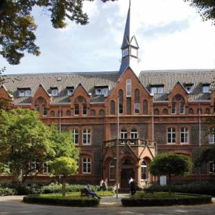 Фотографии гостиницы
Hotel Mutterhaus Düsseldorf