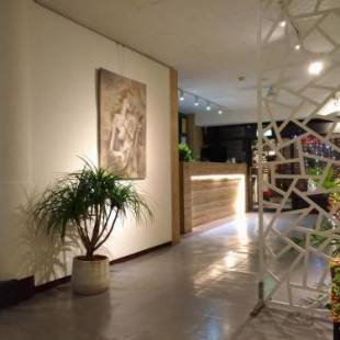 Фотографии мини отеля
Yi Yuan Hotel