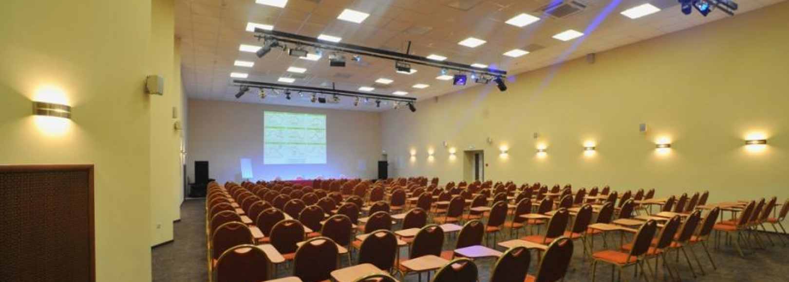 Фотография конференц-зала Баден-Баден