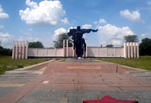 Фотографии достопримечательности
Мемориал Раненый солдат