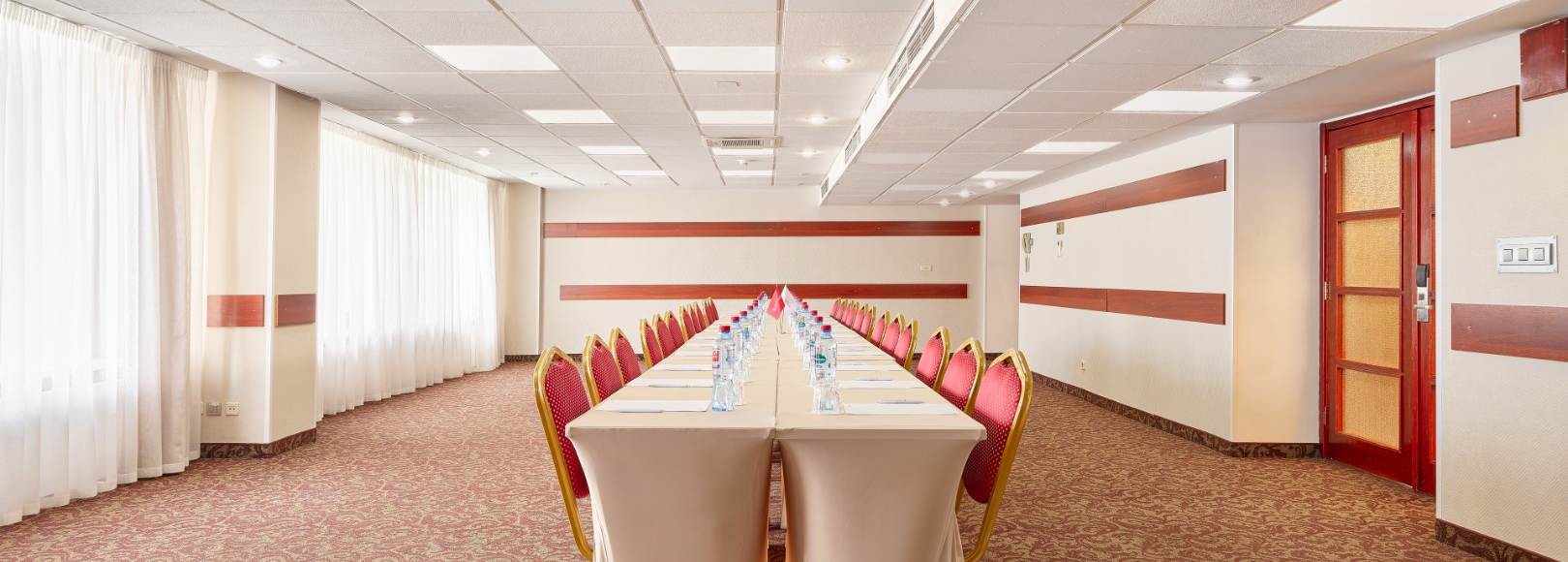 Фотография конференц-зала Пулково