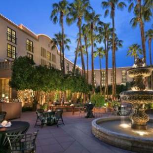 Фотографии гостиницы 
            Tempe Mission Palms, a Destination by Hyatt Hotel
