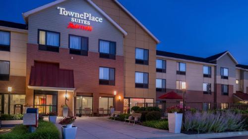 Фотография гостиницы TownePlace Suites Huntington