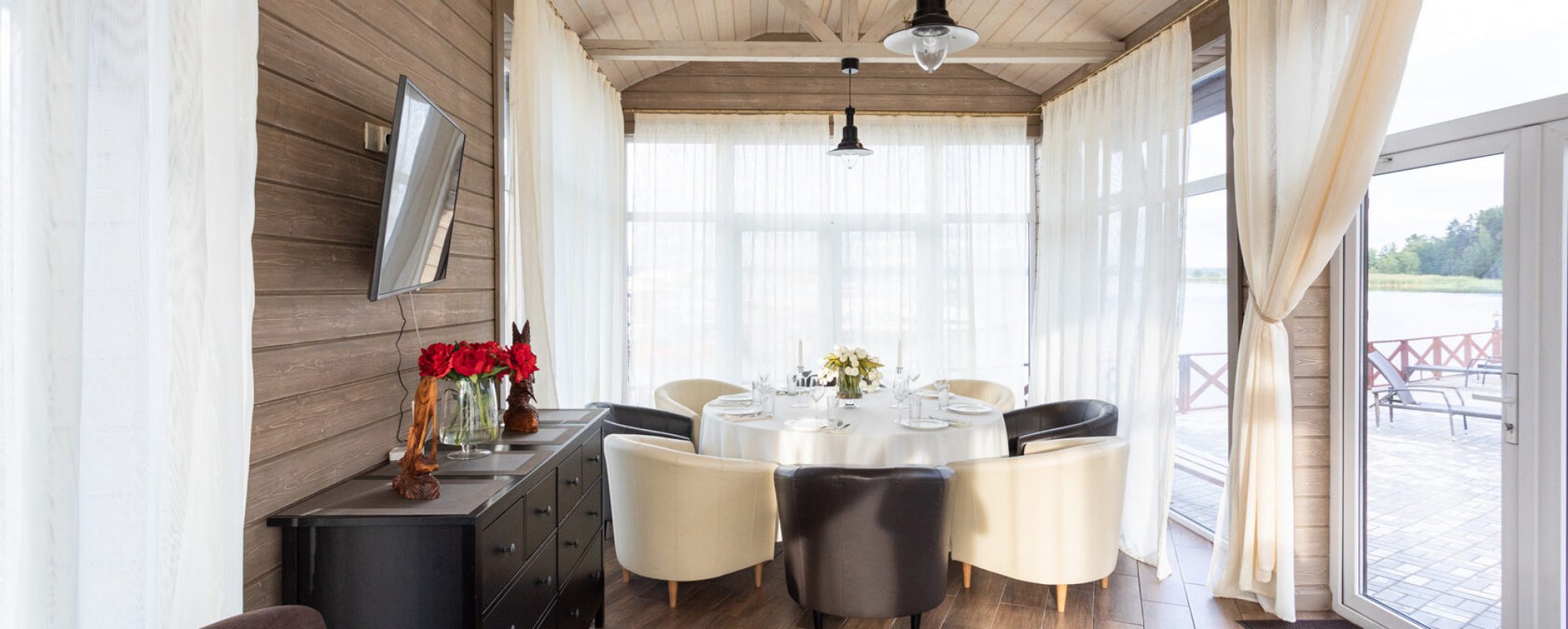 Фотографии банкетного зала Стеклянная беседка