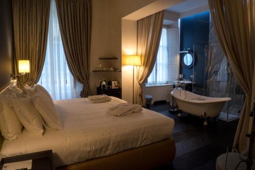 Фотография мини отеля Corte Calzaiuoli Elegant Suites